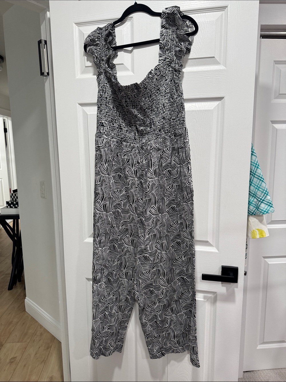 Black & White Patterned Women's Jumpsuit